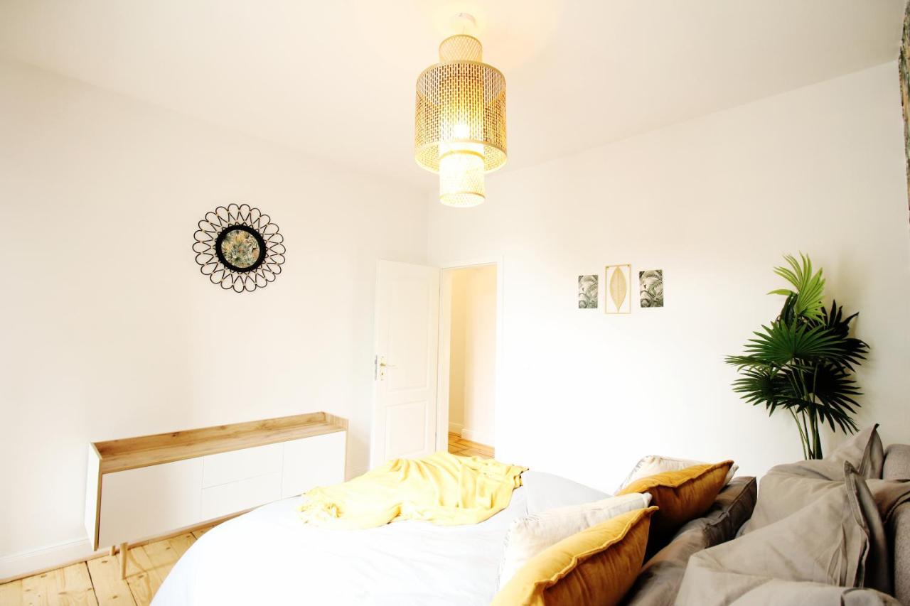 Secret Hideaways Tropical Feeling Mit 2 Schlafzimmer Nahe City L Messe L Flughafen L Hbf Duisburg Ngoại thất bức ảnh